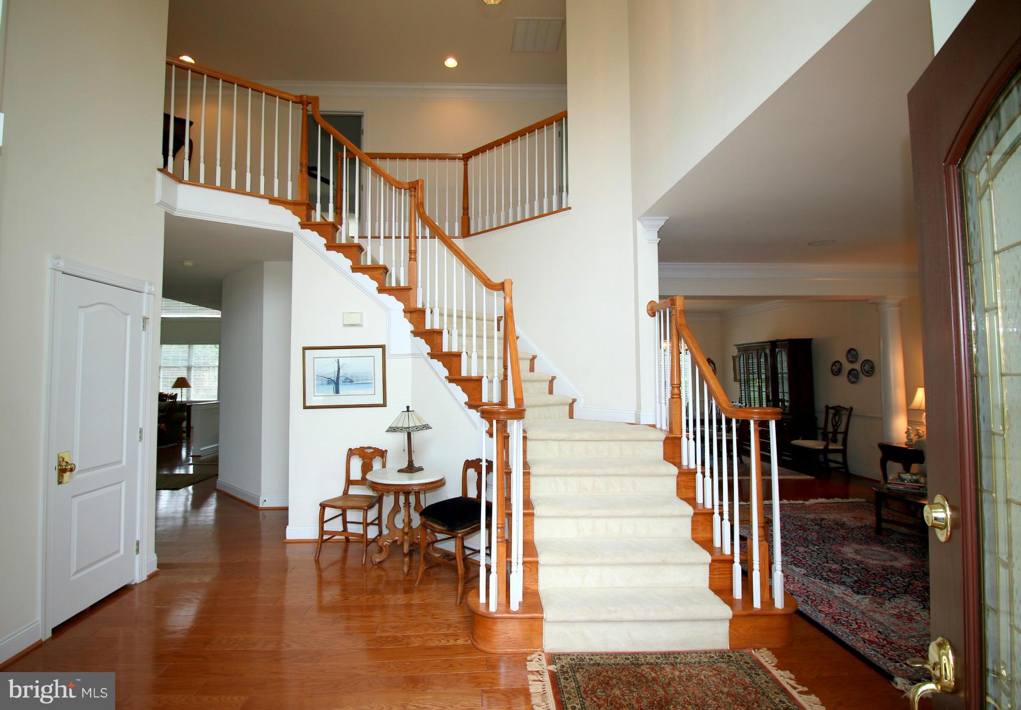 SOUTH RIDING - Residential