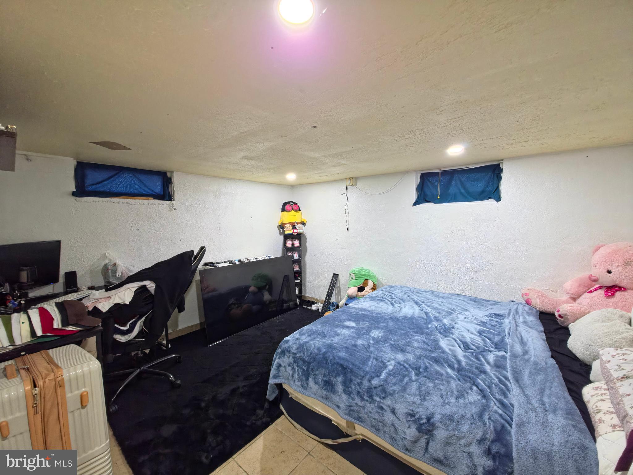 BENSVILLE - Residential