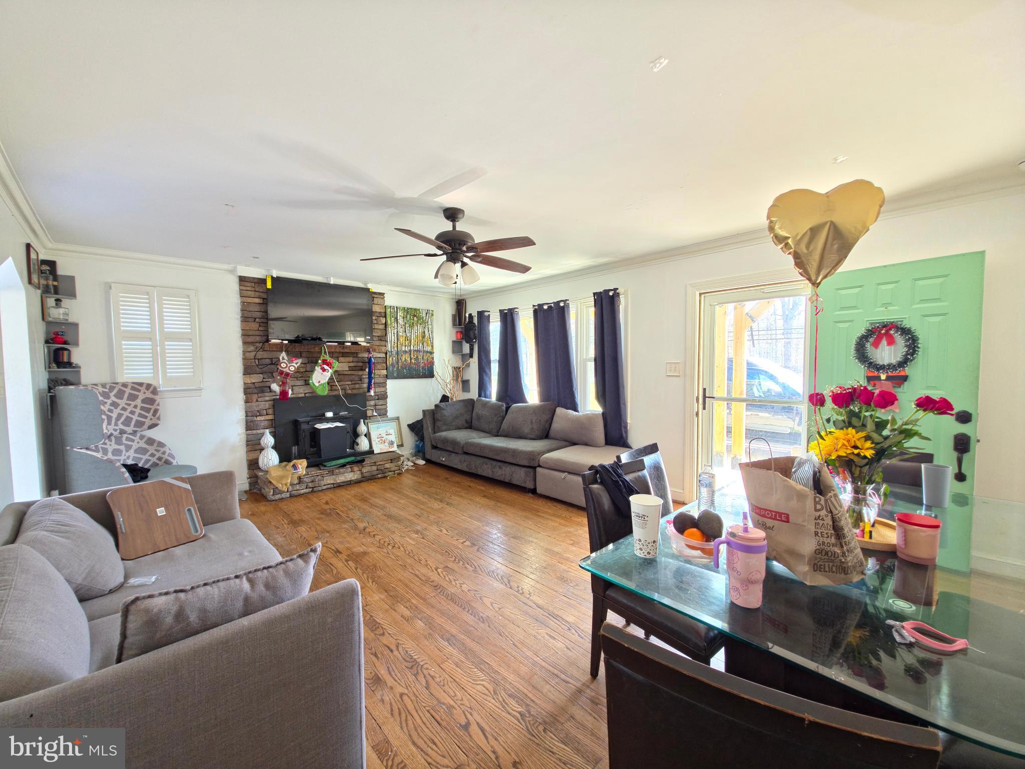 BENSVILLE - Residential