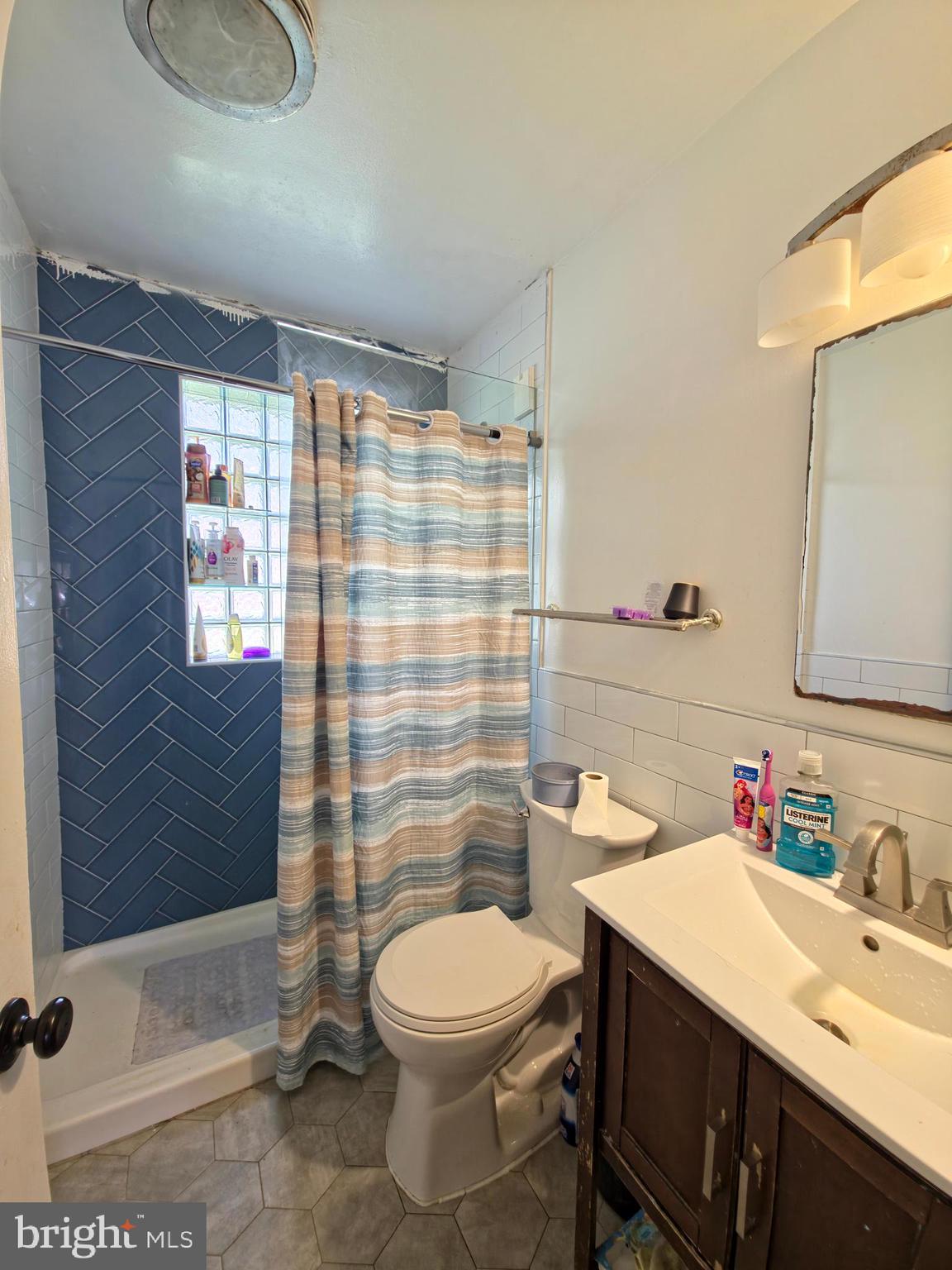 BENSVILLE - Residential