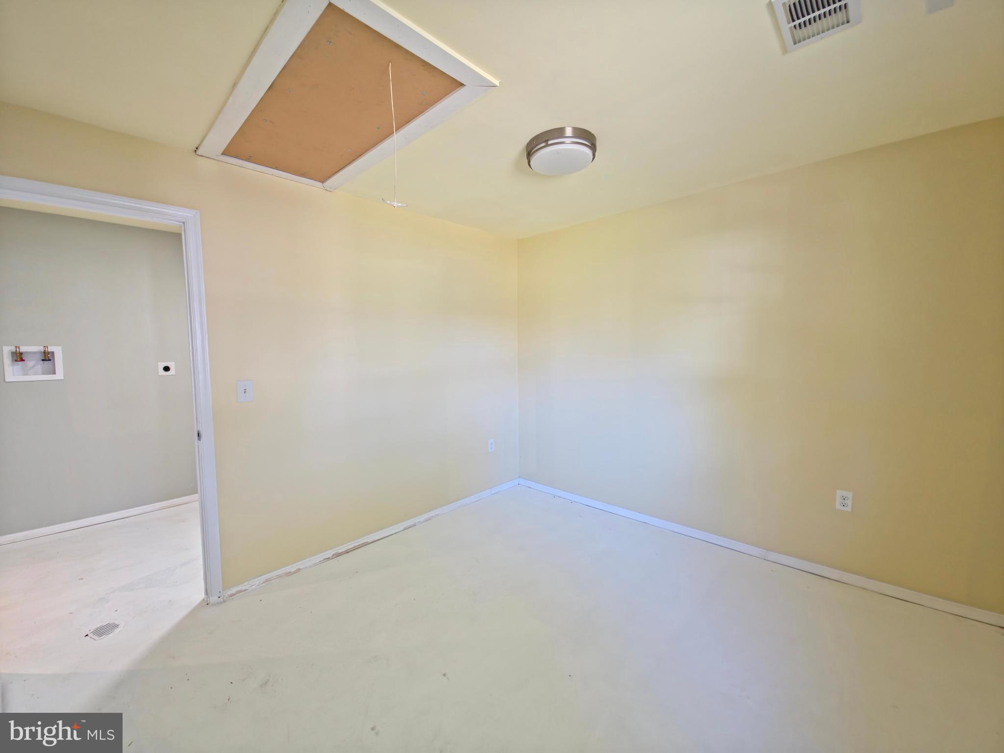 BENSVILLE - Residential