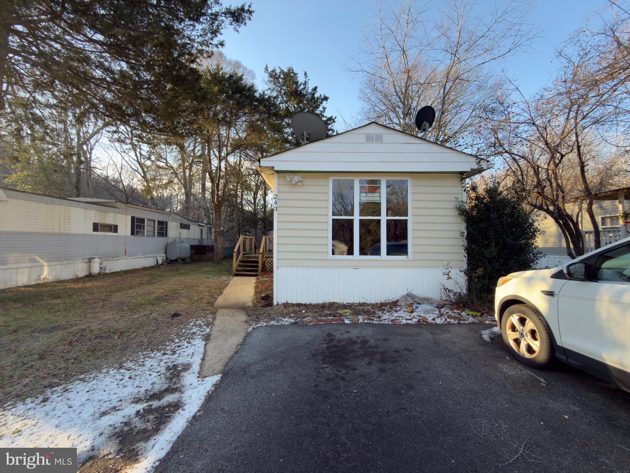 LYONS CREEK - Residential