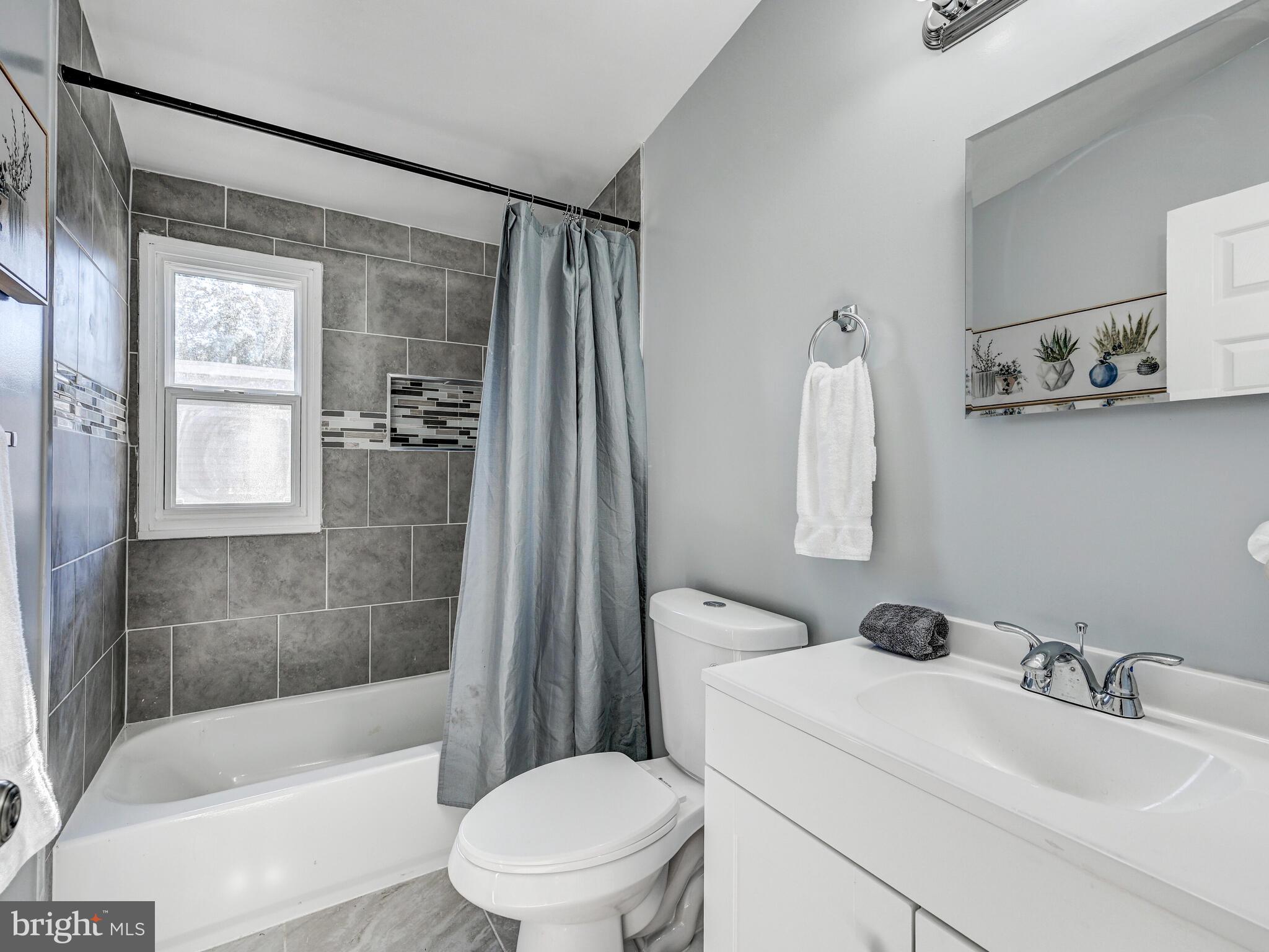 SCOTTS HILL - Residential