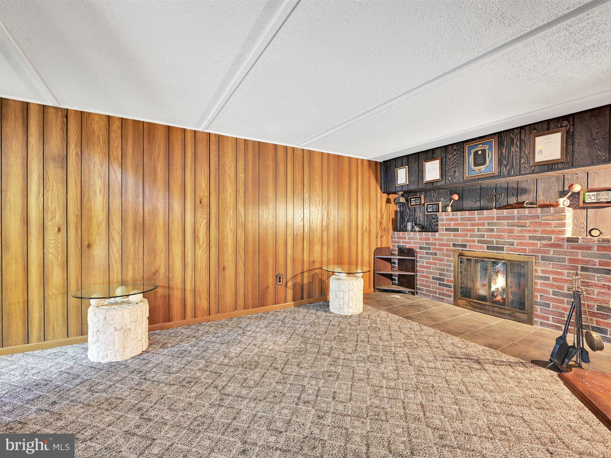 KEEWAYDIN - Residential