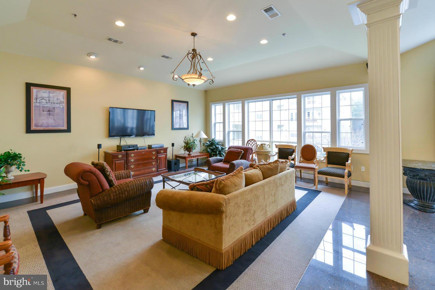 PALAZZO AT PARK CENTER - Residential