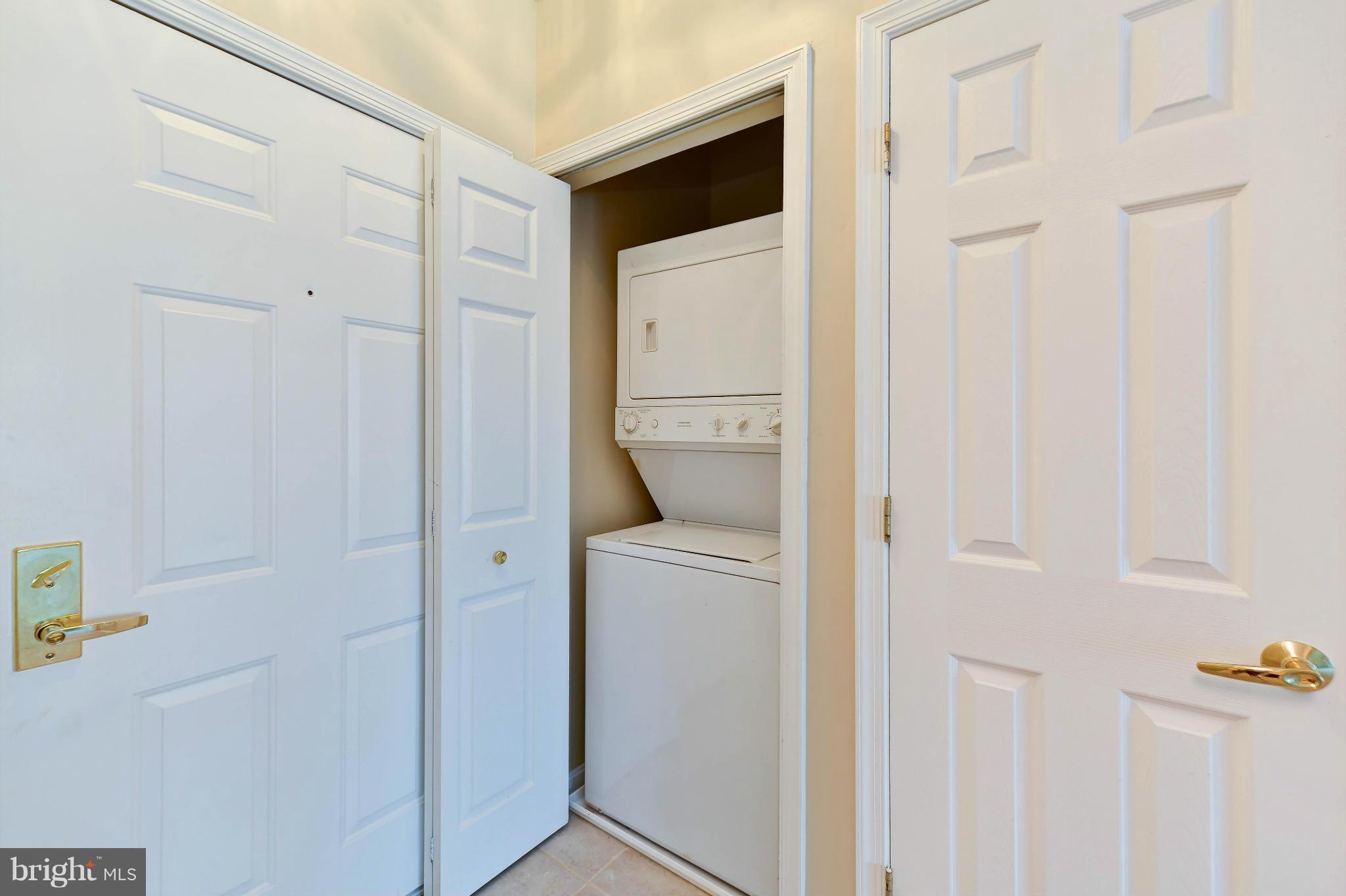 PALAZZO AT PARK CENTER - Residential