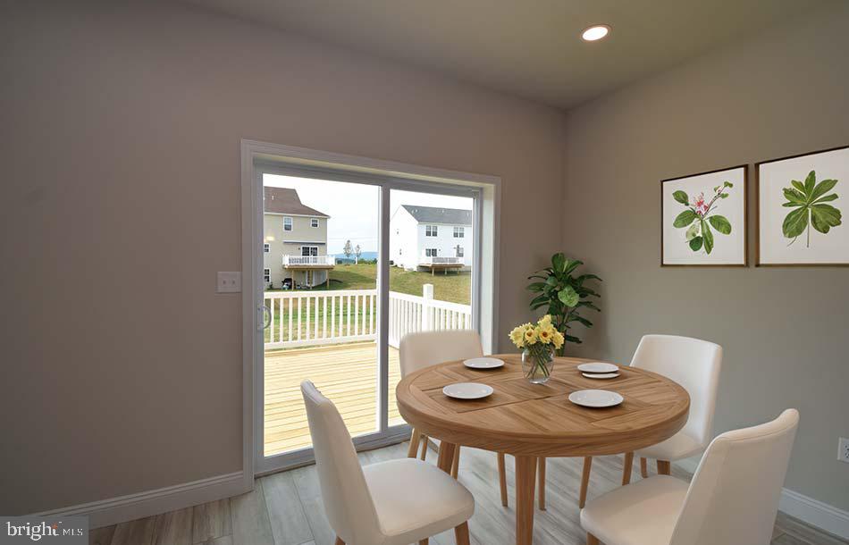 MCINTOSH FARMS - Residential