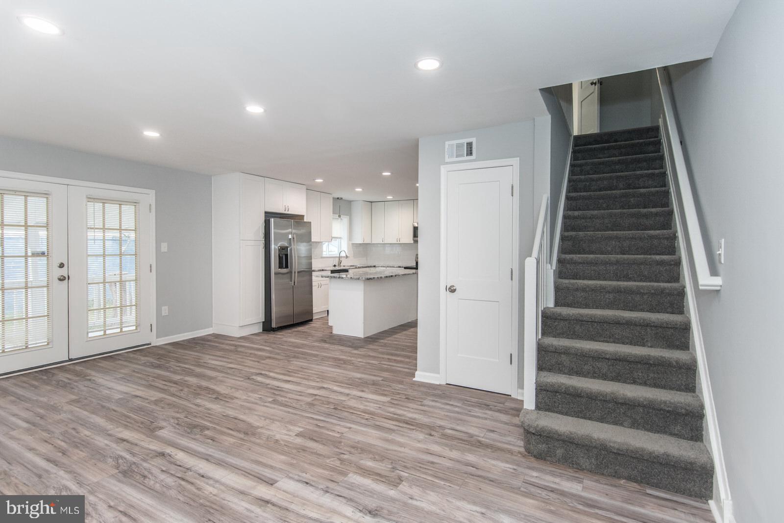 BLOOMSDALE GDNS - Residential