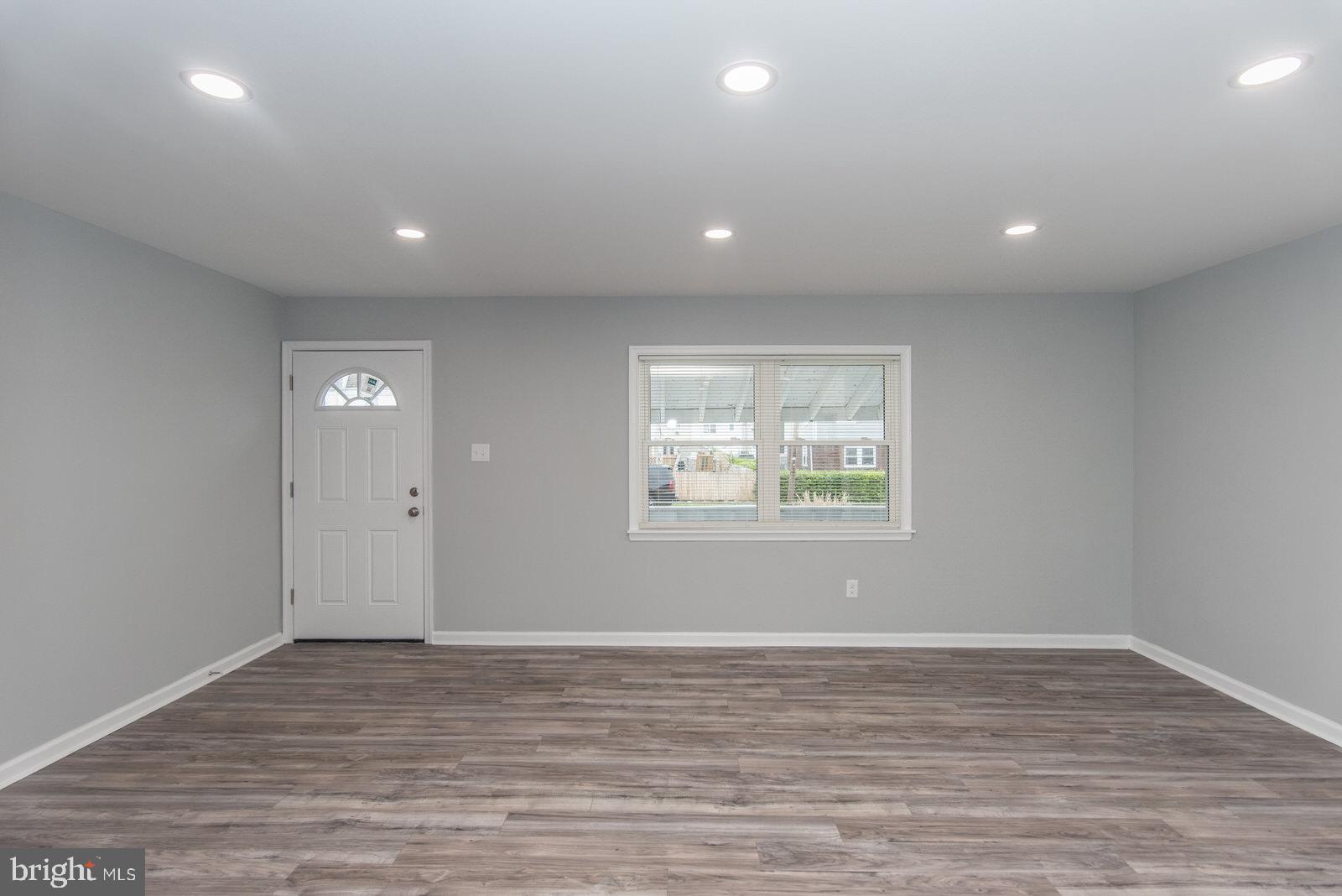 BLOOMSDALE GDNS - Residential