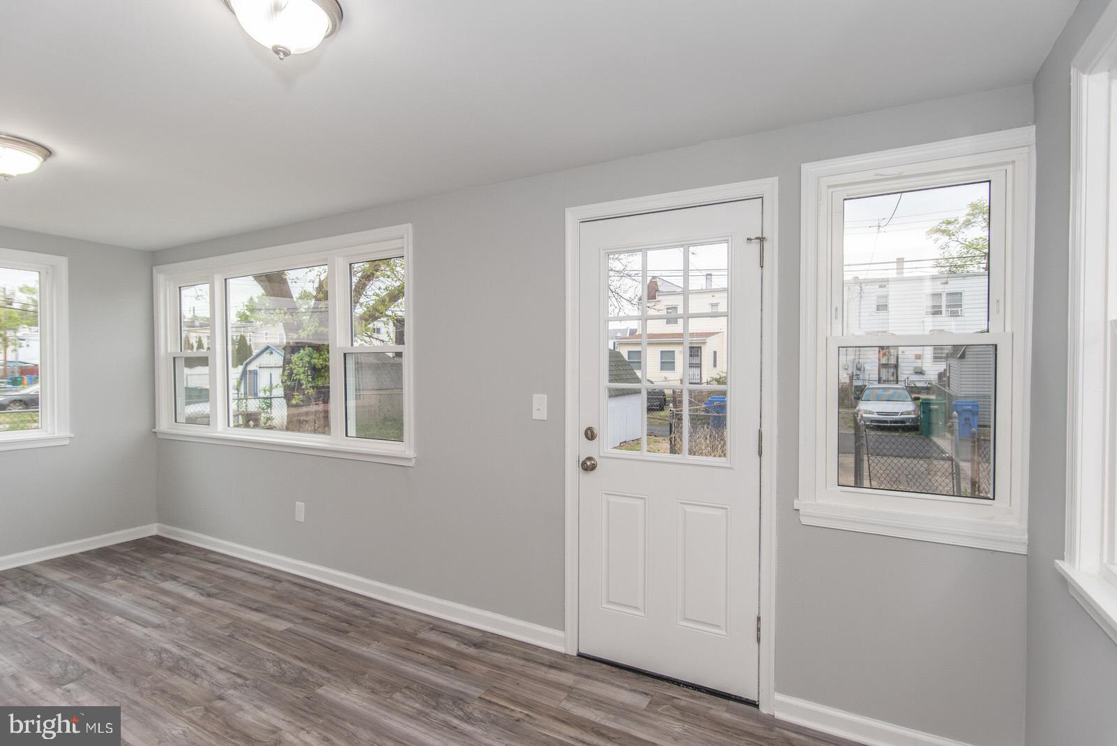 BLOOMSDALE GDNS - Residential