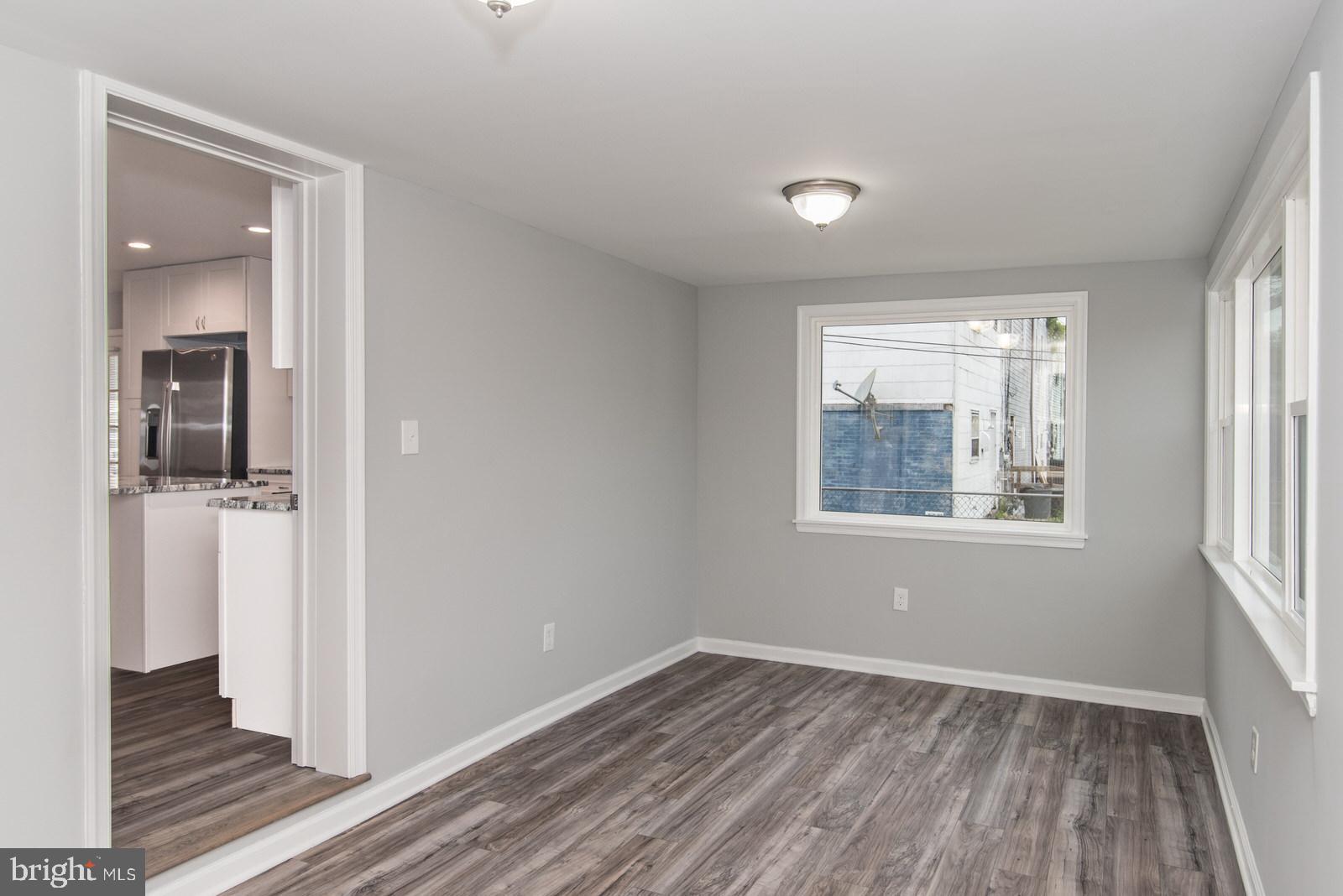 BLOOMSDALE GDNS - Residential