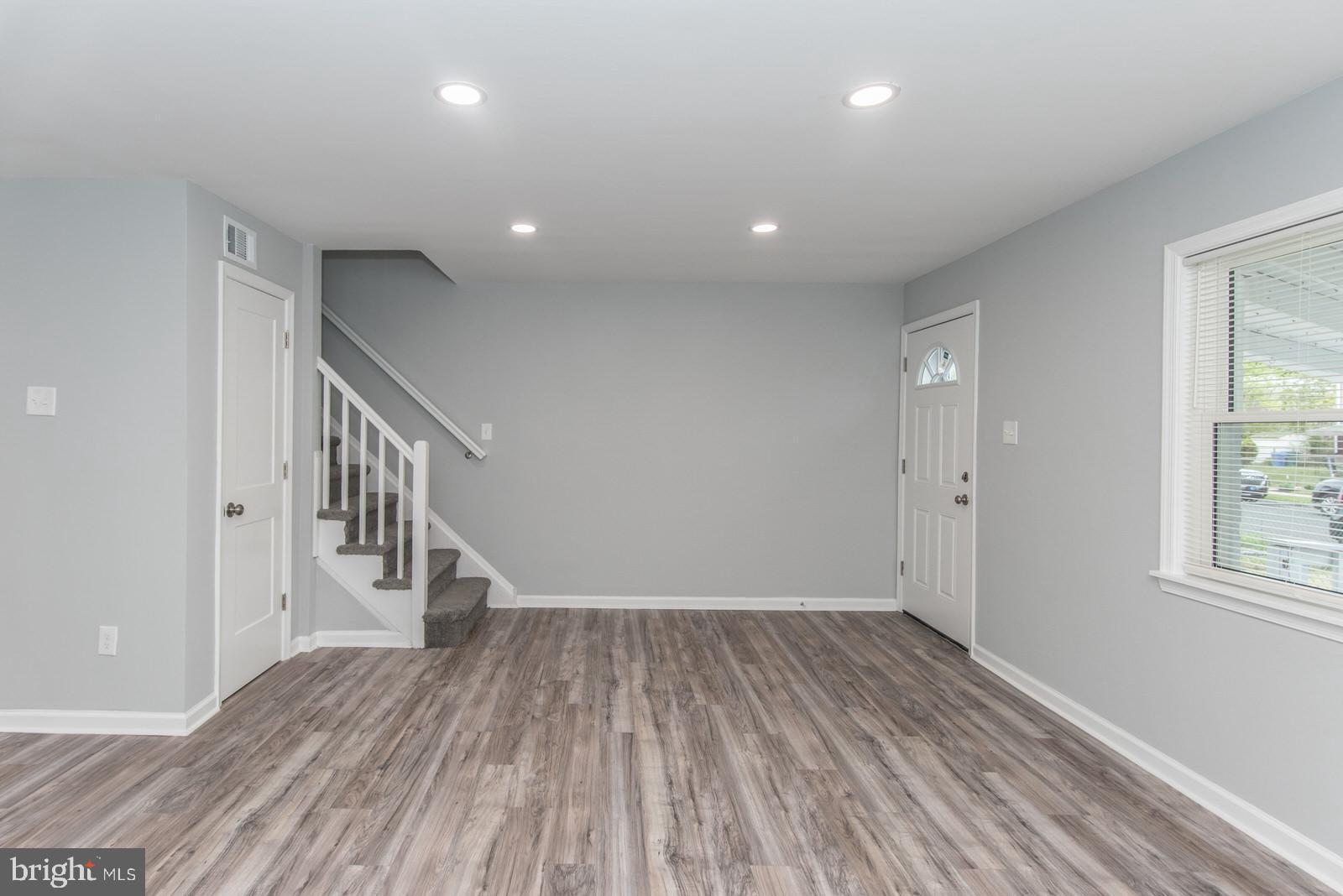 BLOOMSDALE GDNS - Residential