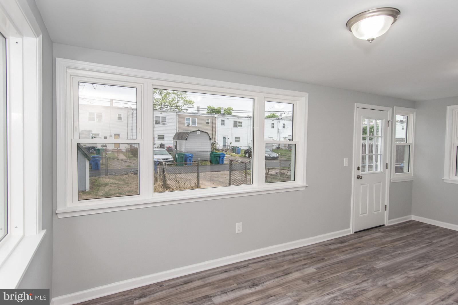BLOOMSDALE GDNS - Residential