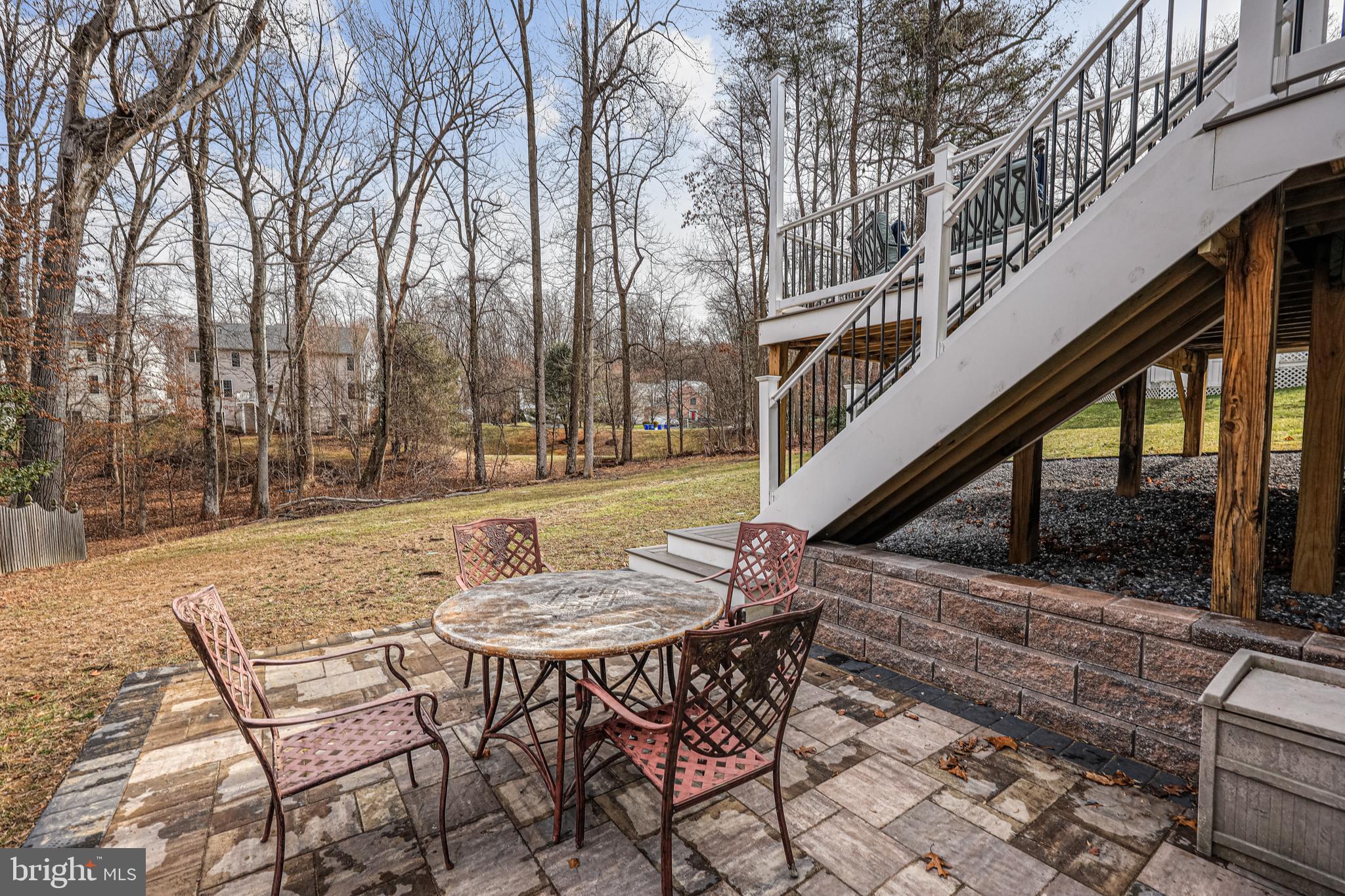 WARFIELDS RANGE - Residential