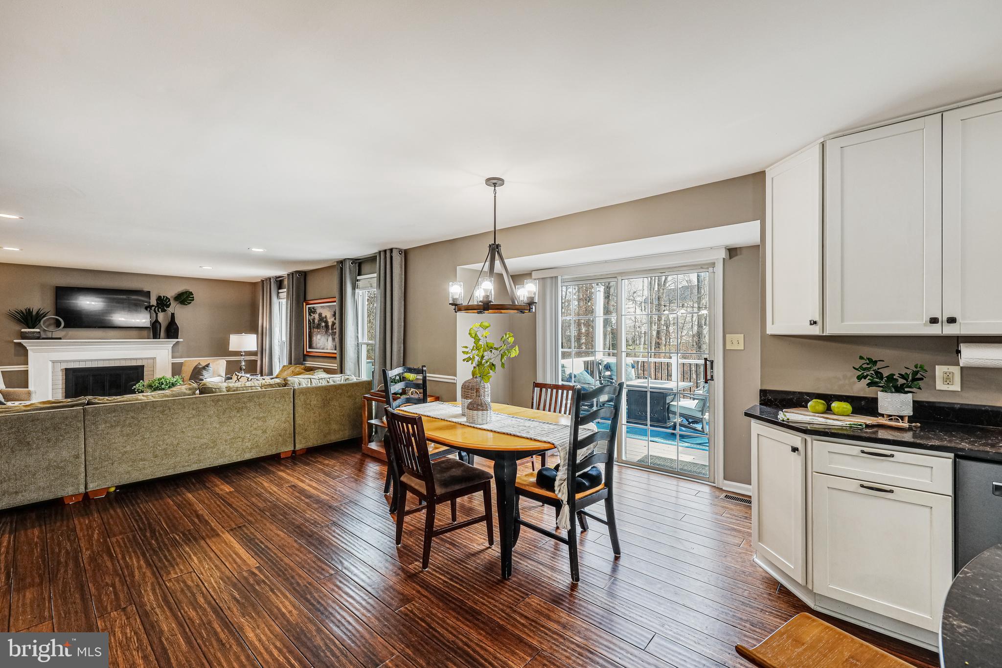 WARFIELDS RANGE - Residential