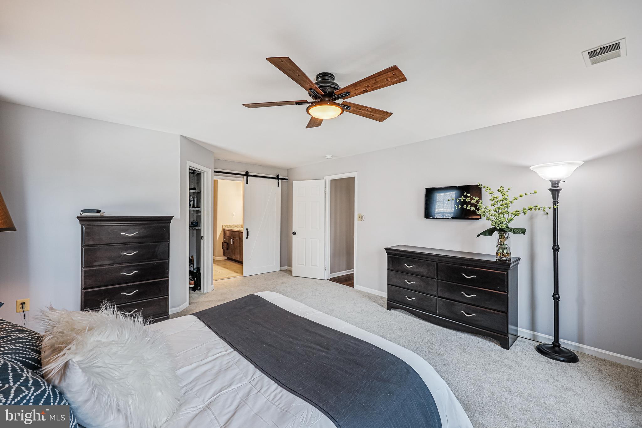 WARFIELDS RANGE - Residential