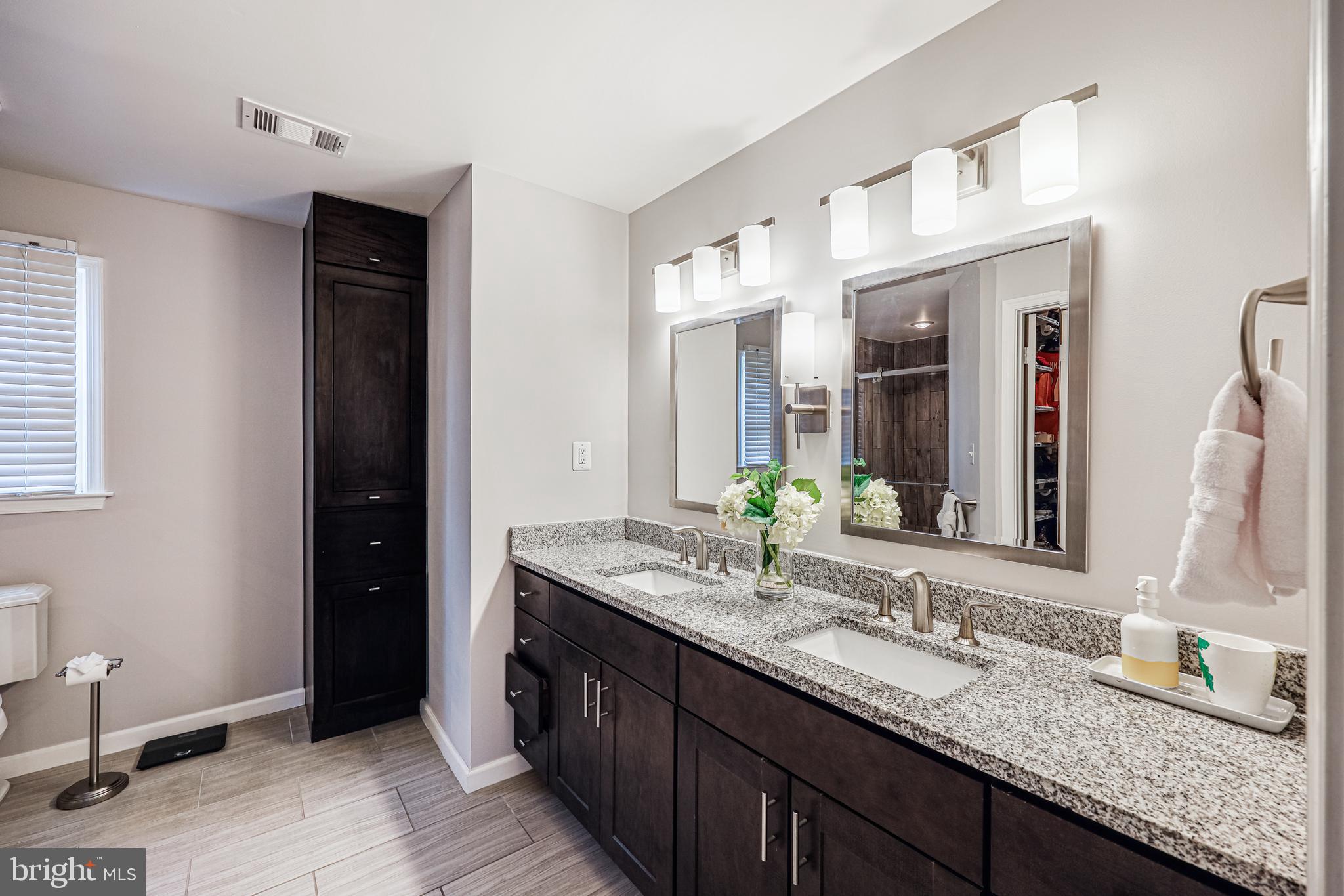 WARFIELDS RANGE - Residential