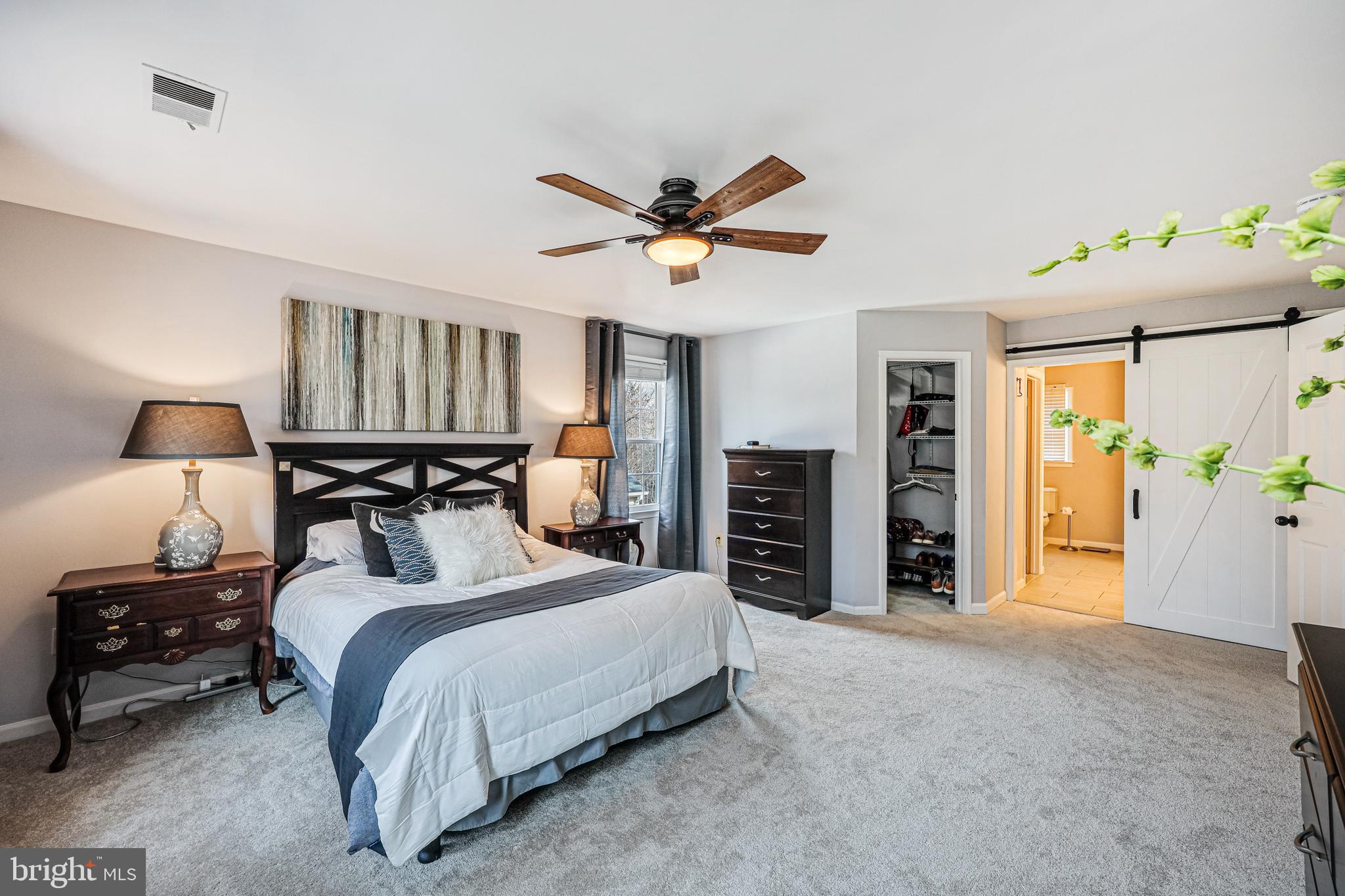 WARFIELDS RANGE - Residential