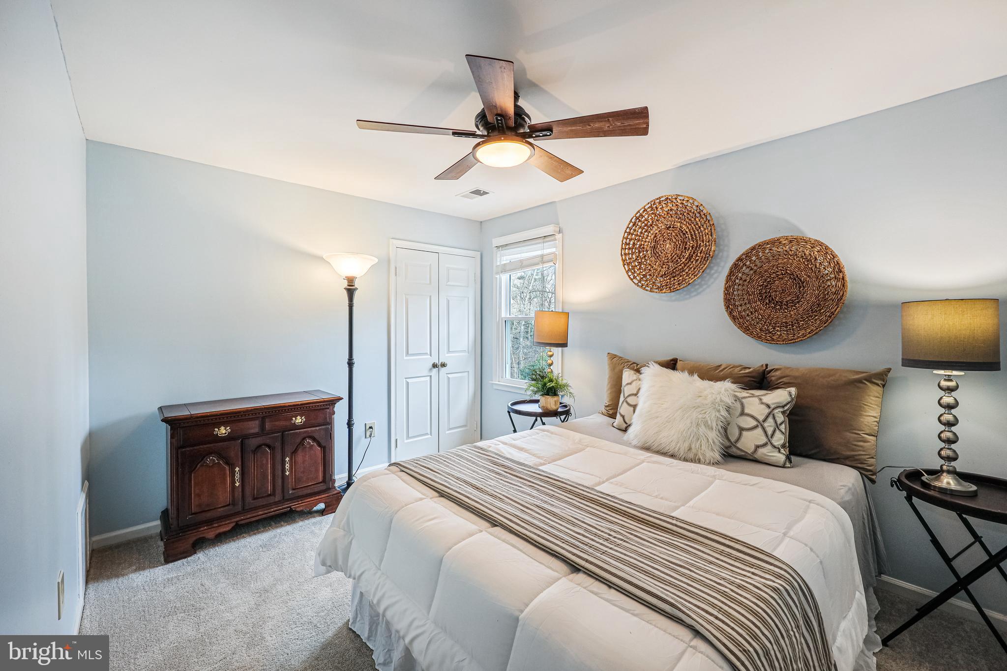 WARFIELDS RANGE - Residential