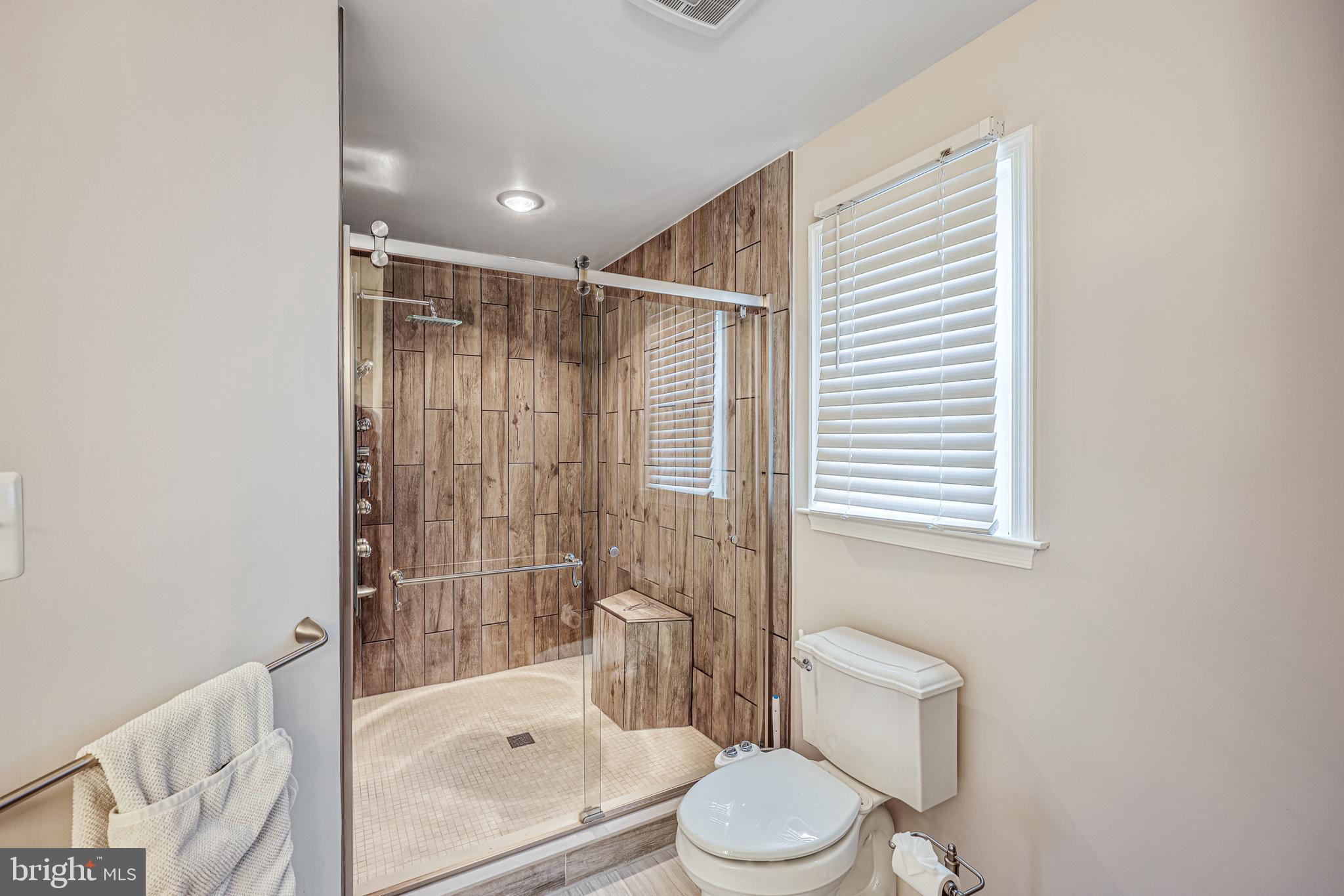 WARFIELDS RANGE - Residential