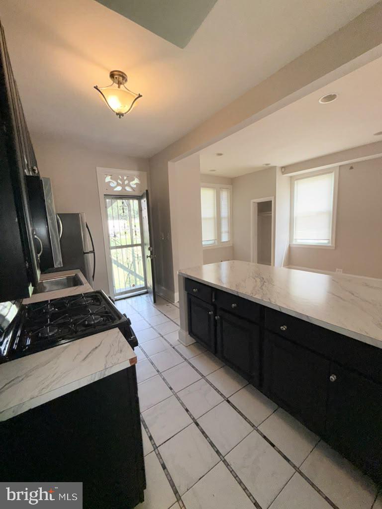 3300 PIEDMONT AVENUE