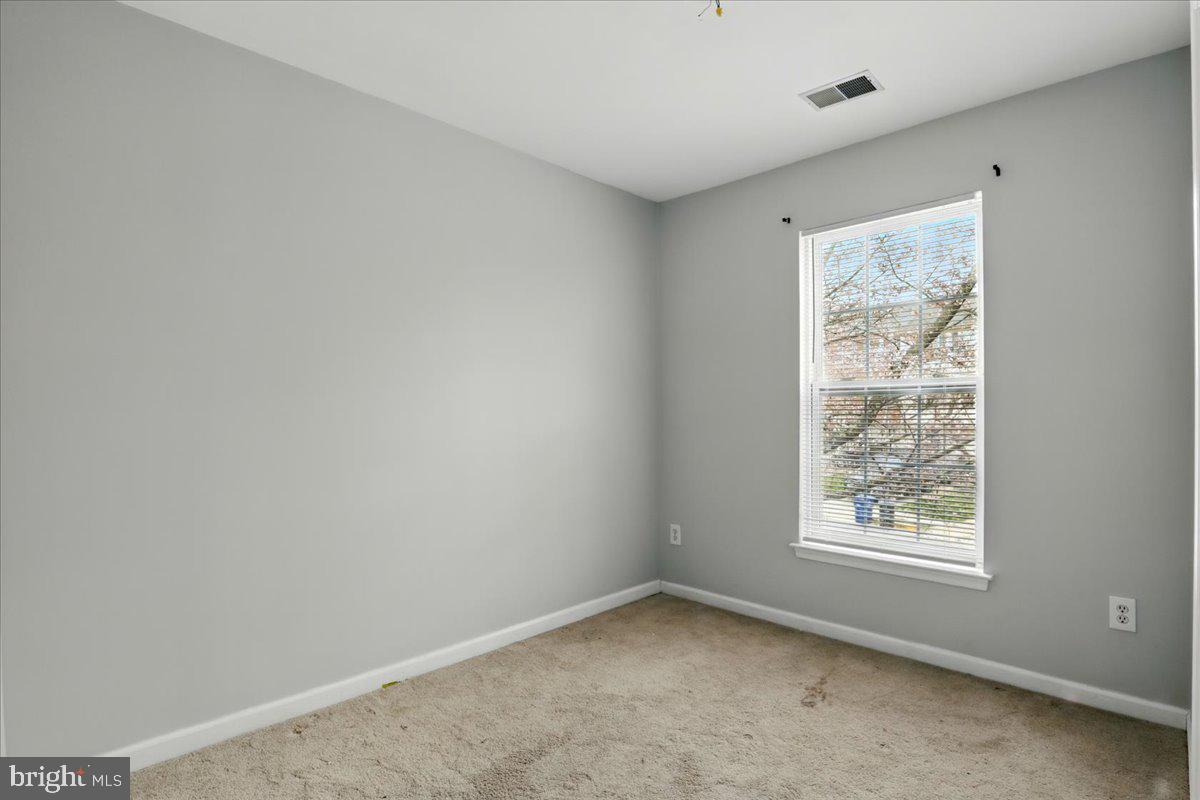 STRATFORD - Residential Lease