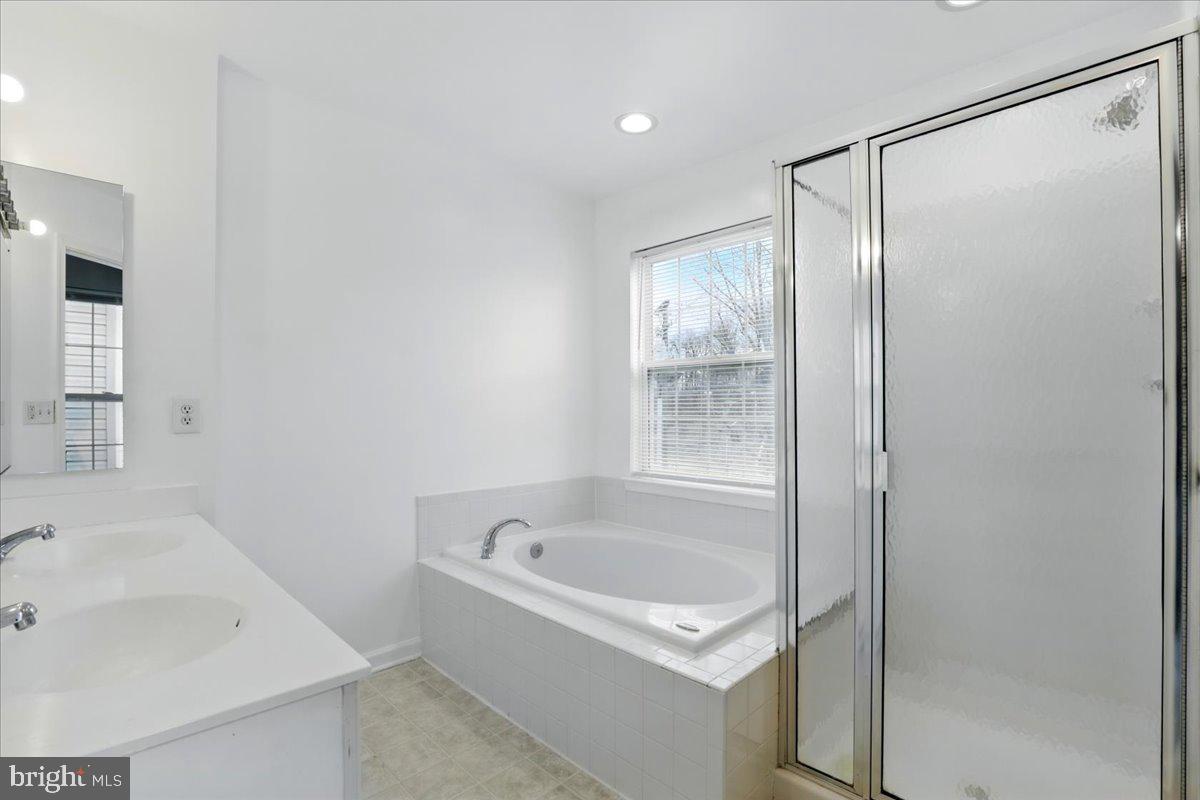 STRATFORD - Residential Lease