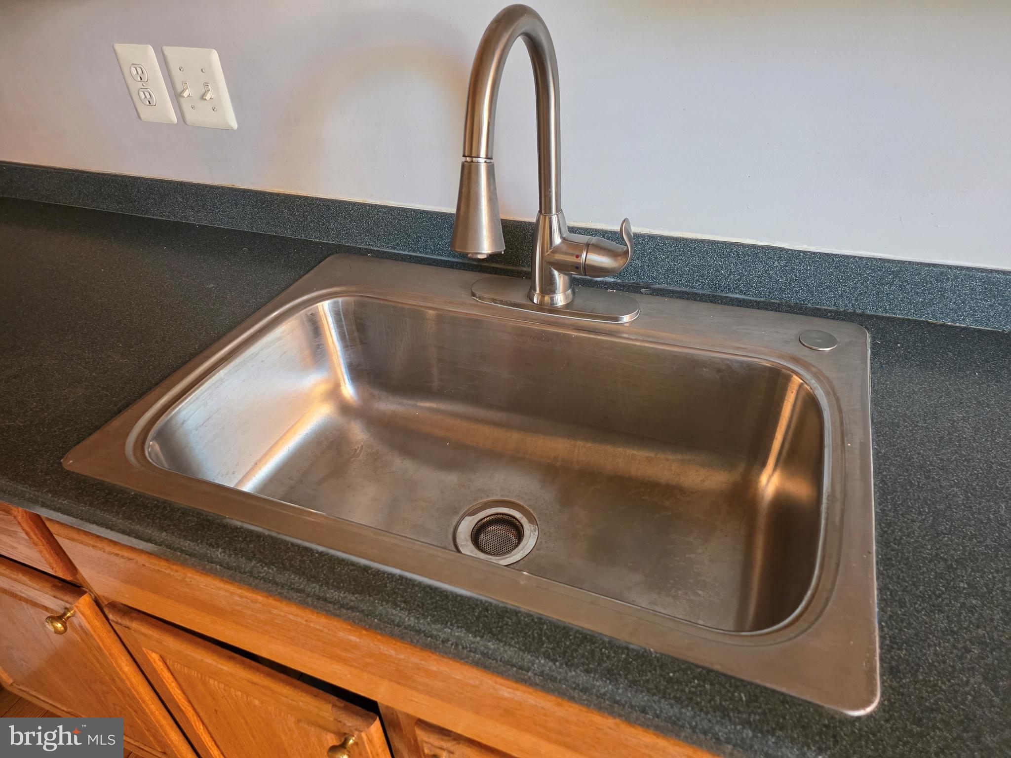 MEDINAH HOMES - Residential Lease