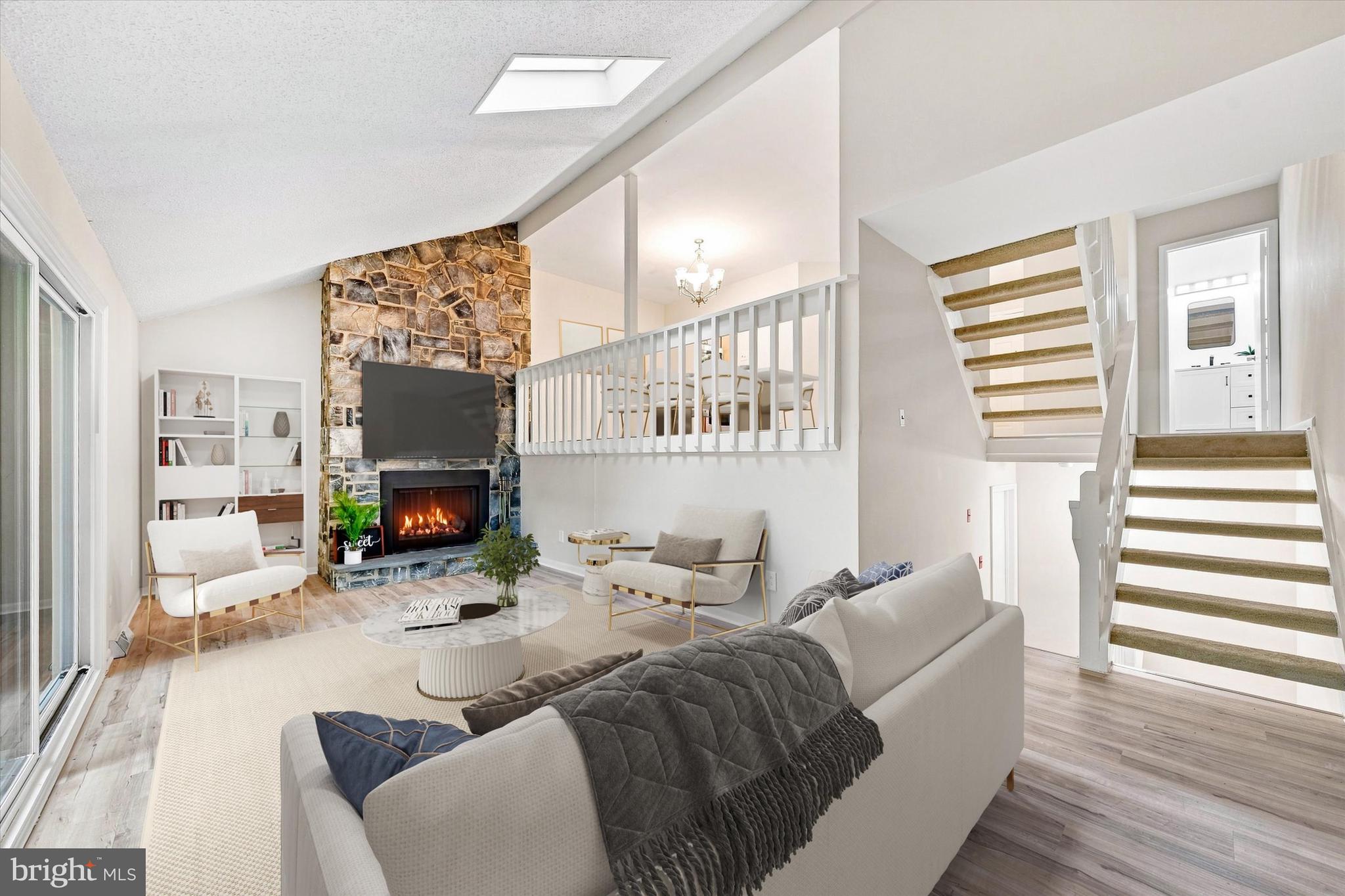 5421 DORAL DRIVE