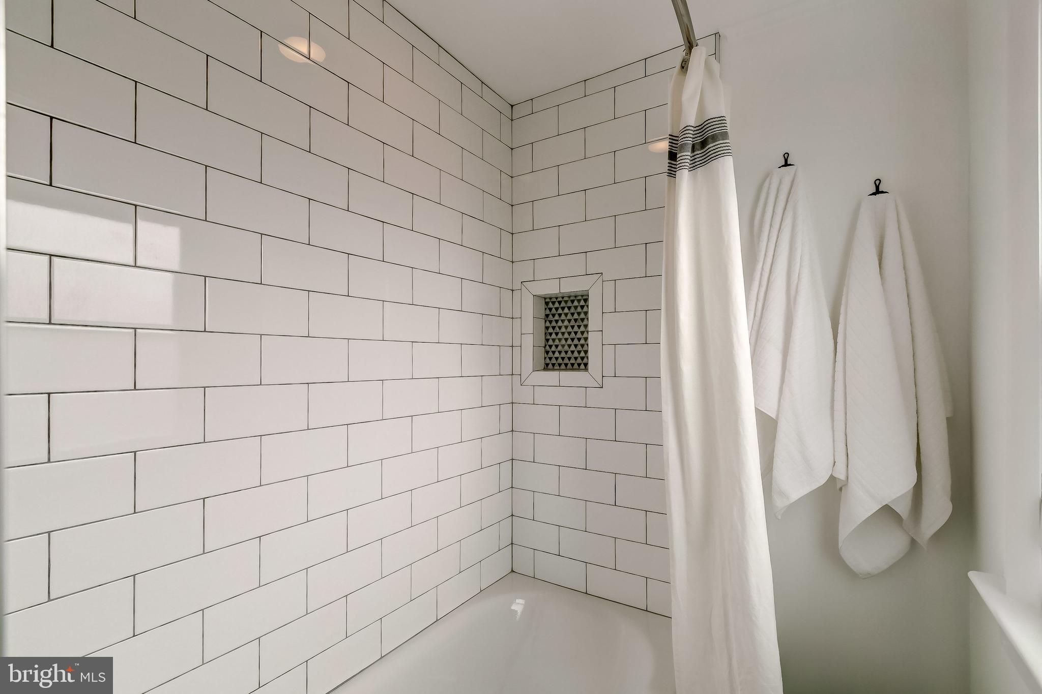 HIGHLANDTOWN - Residential