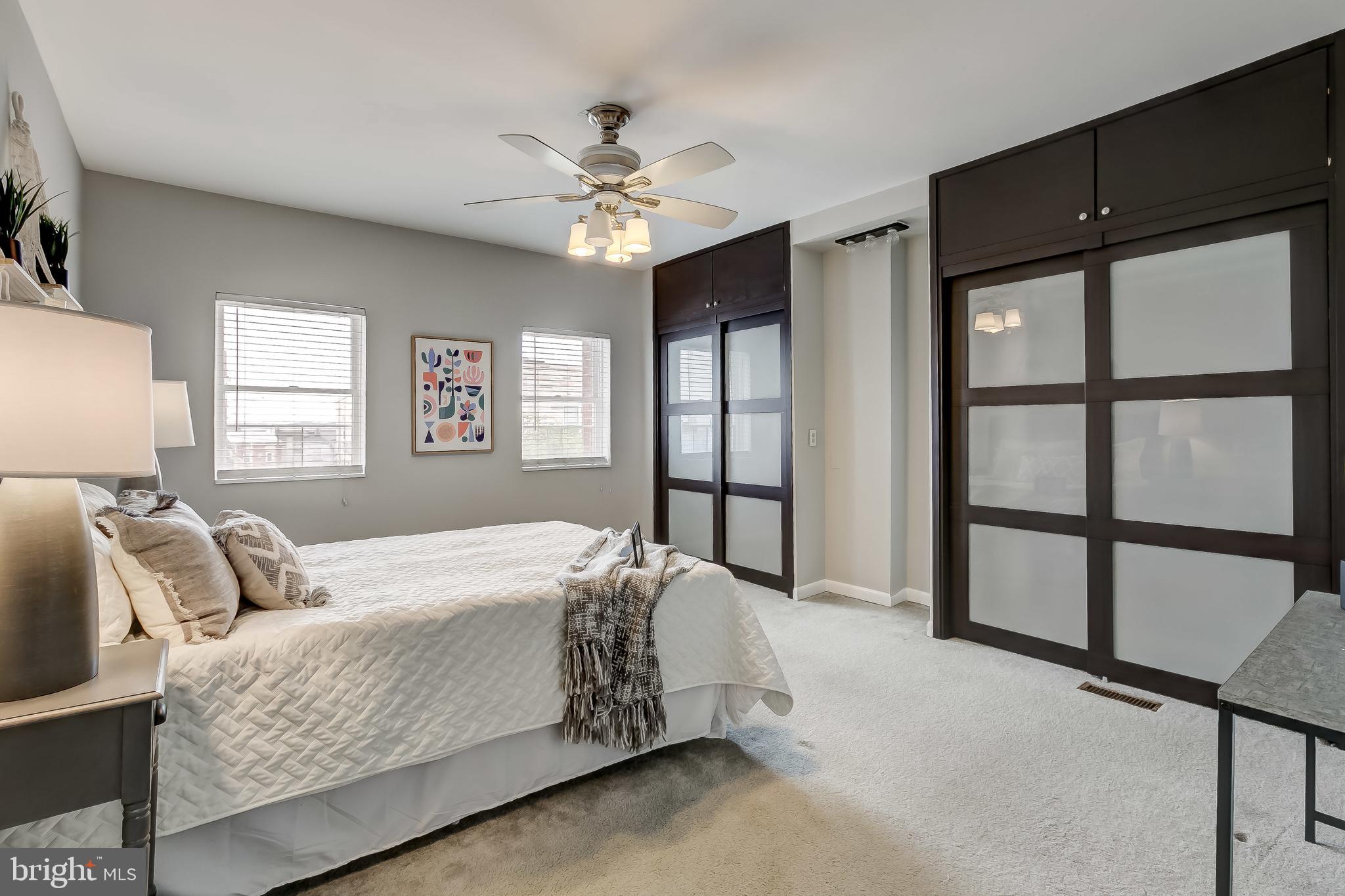 HIGHLANDTOWN - Residential