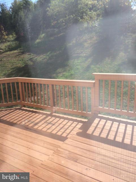 WAYSIDE VILLAGE - Residential Lease