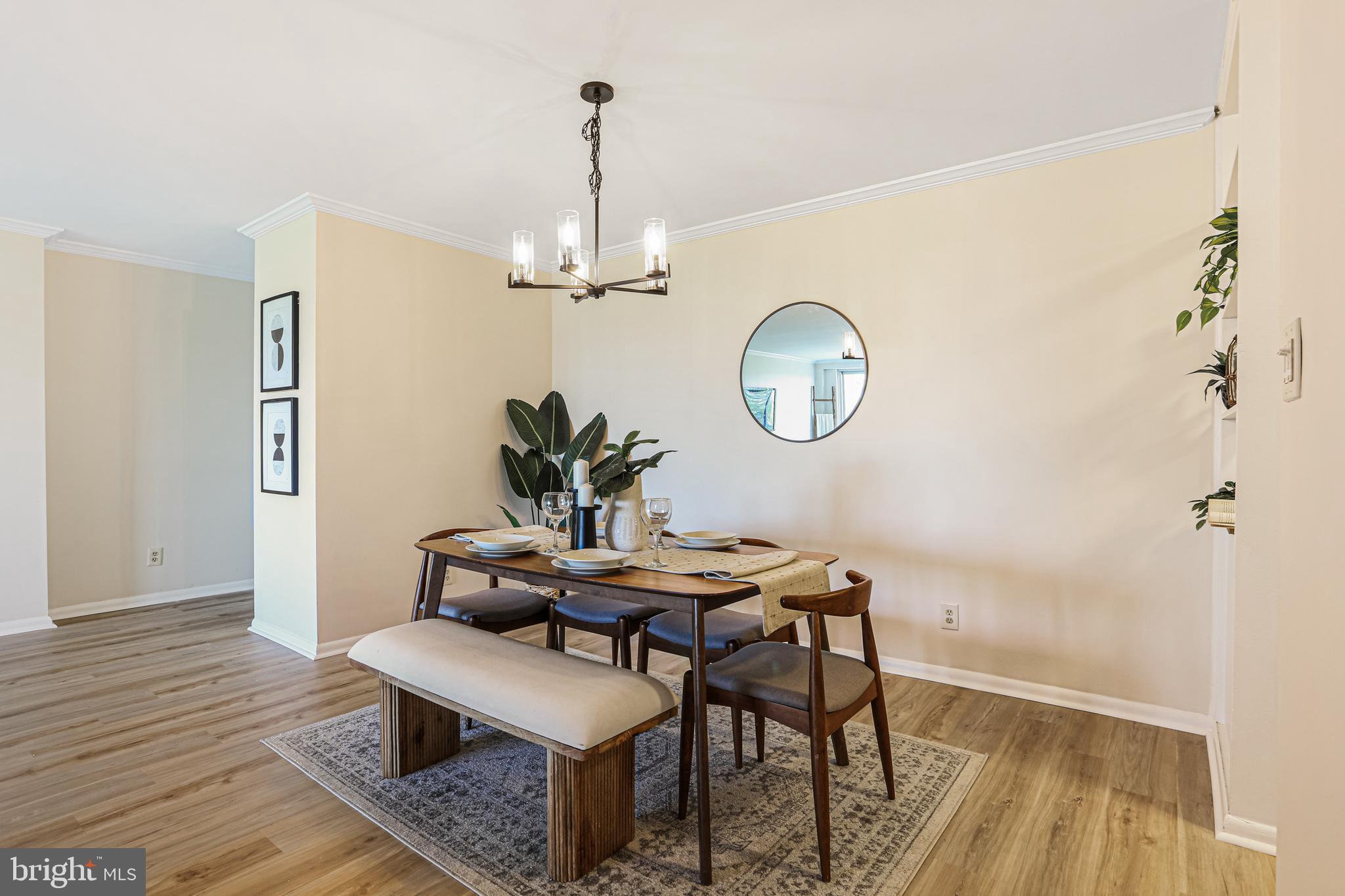 WHITEHALL - Residential