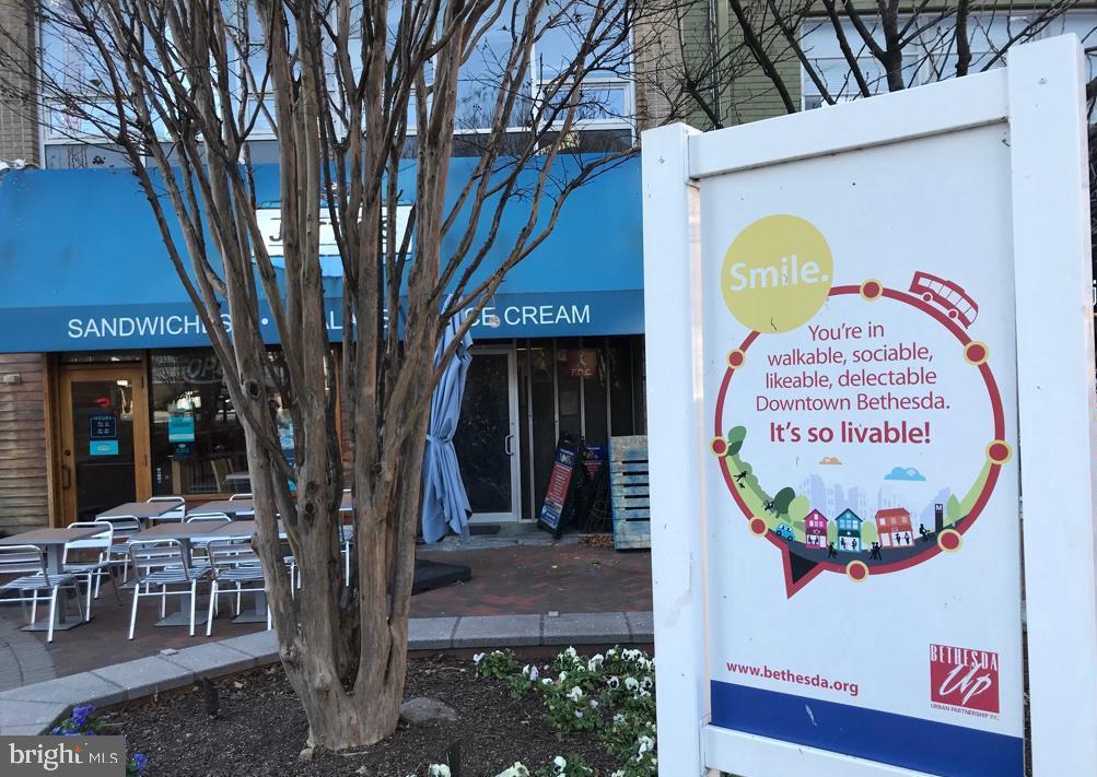 WHITEHALL - Residential