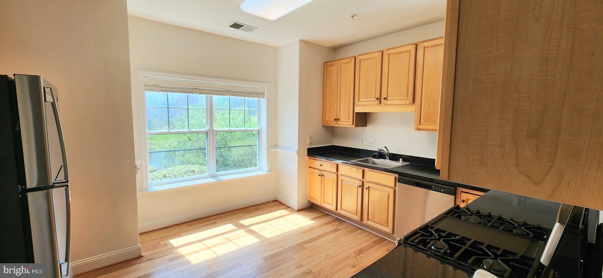 WAVERLY WOODS - Residential