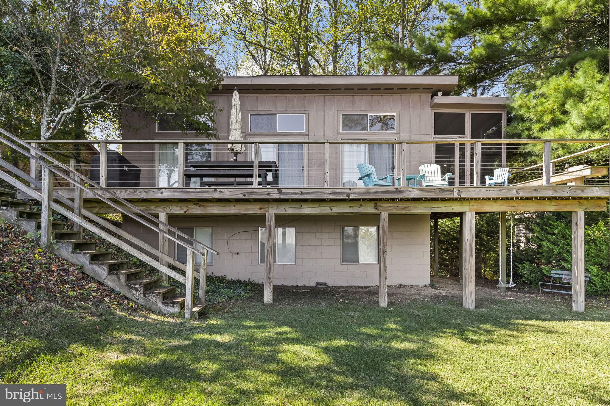 SCIENTISTS CLIFFS - Residential