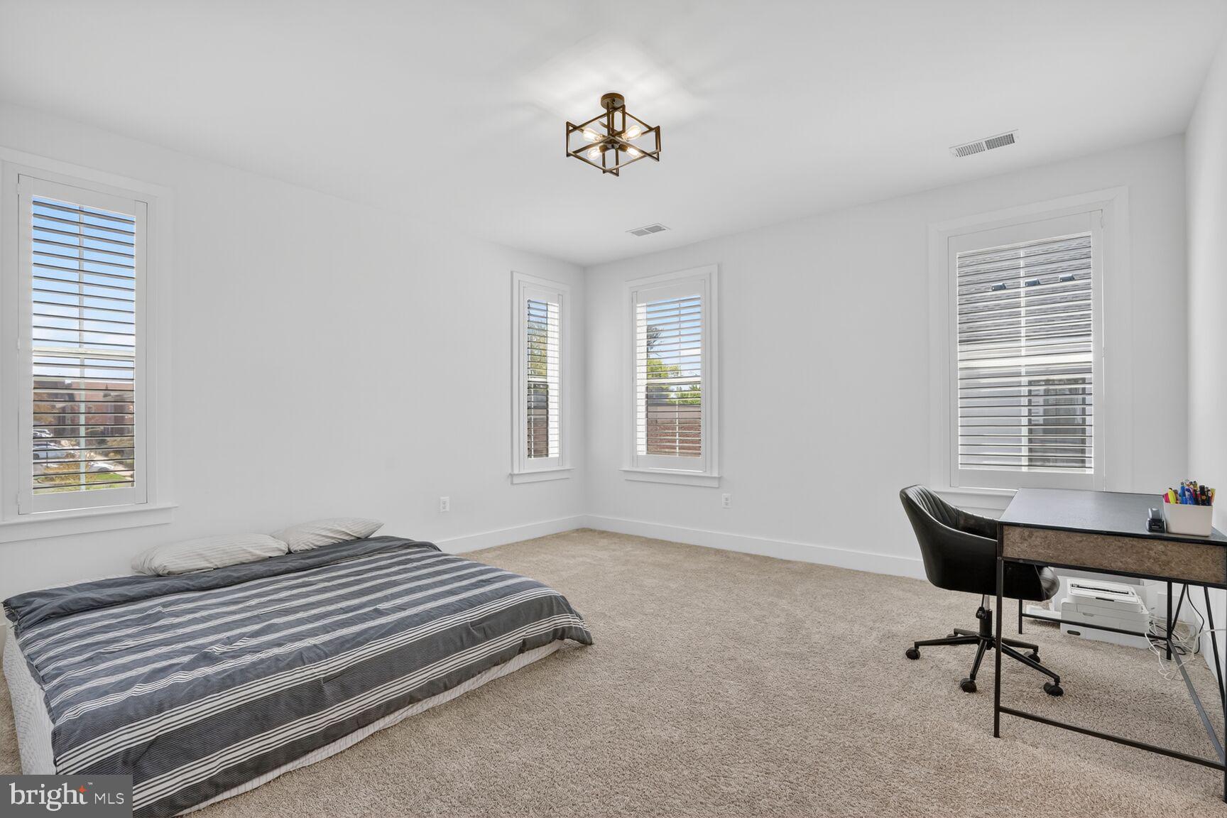 TOWNES AT LITTLE RIVER CROSSING - Residential