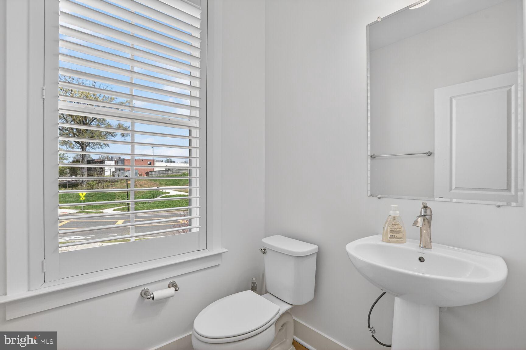 TOWNES AT LITTLE RIVER CROSSING - Residential