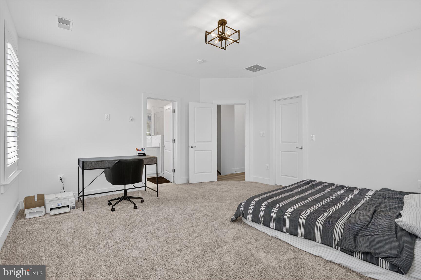 TOWNES AT LITTLE RIVER CROSSING - Residential