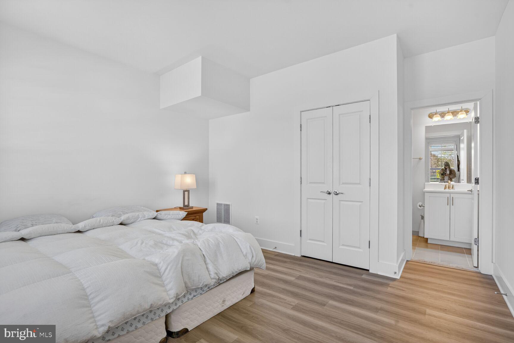 TOWNES AT LITTLE RIVER CROSSING - Residential