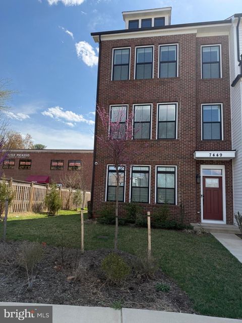 7449 ROCKY CREEK TERRACE ANNANDALE VA 22003