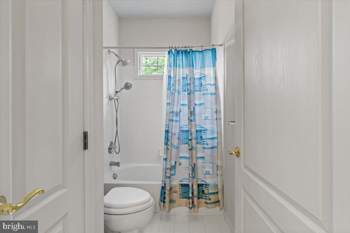 BELMONT COUNTRY CLUB - Residential