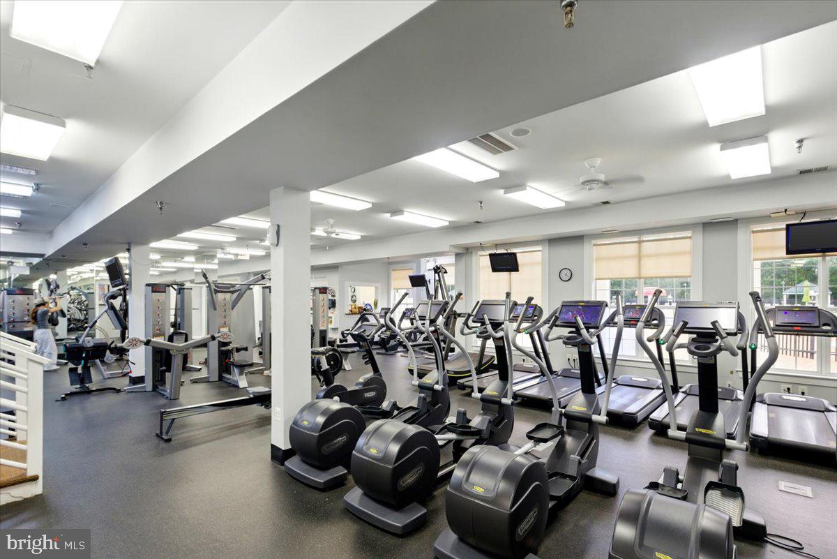 BELMONT COUNTRY CLUB - Residential