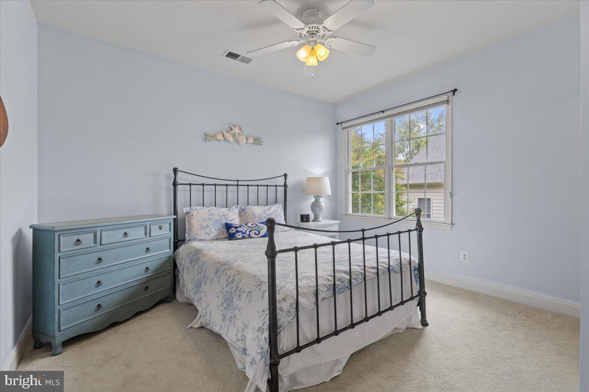 BELMONT COUNTRY CLUB - Residential