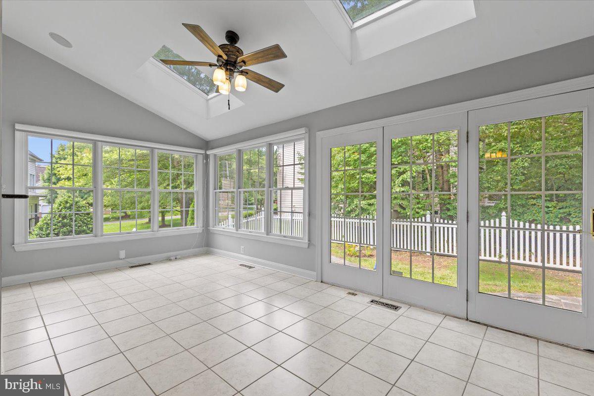 BELMONT COUNTRY CLUB - Residential