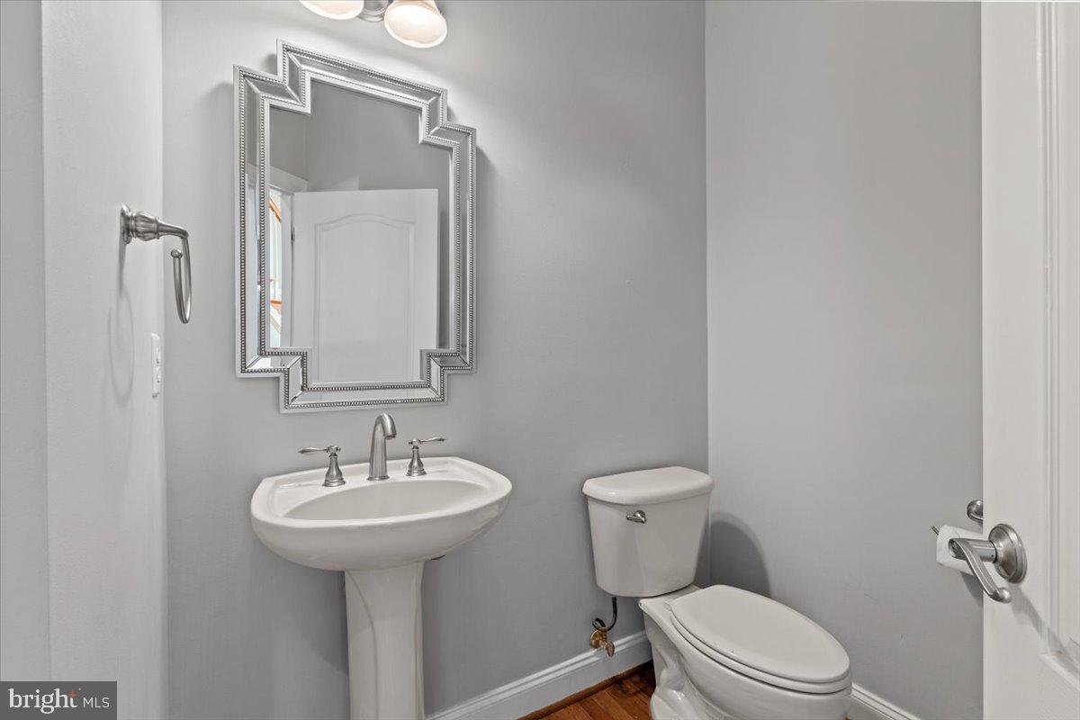 BELMONT COUNTRY CLUB - Residential