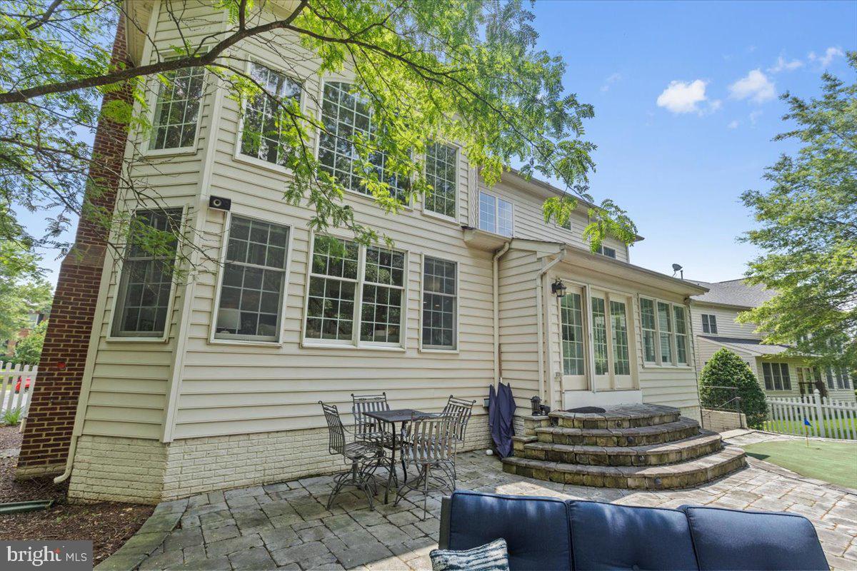 BELMONT COUNTRY CLUB - Residential