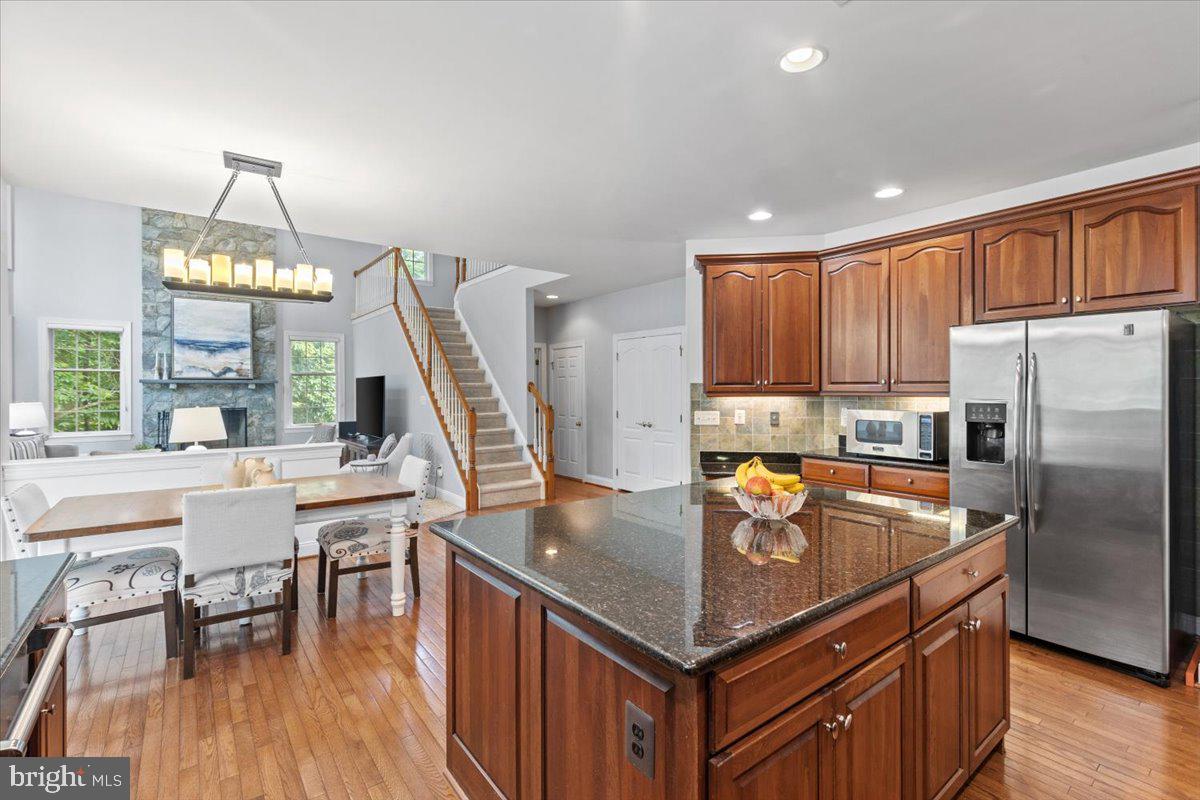 BELMONT COUNTRY CLUB - Residential