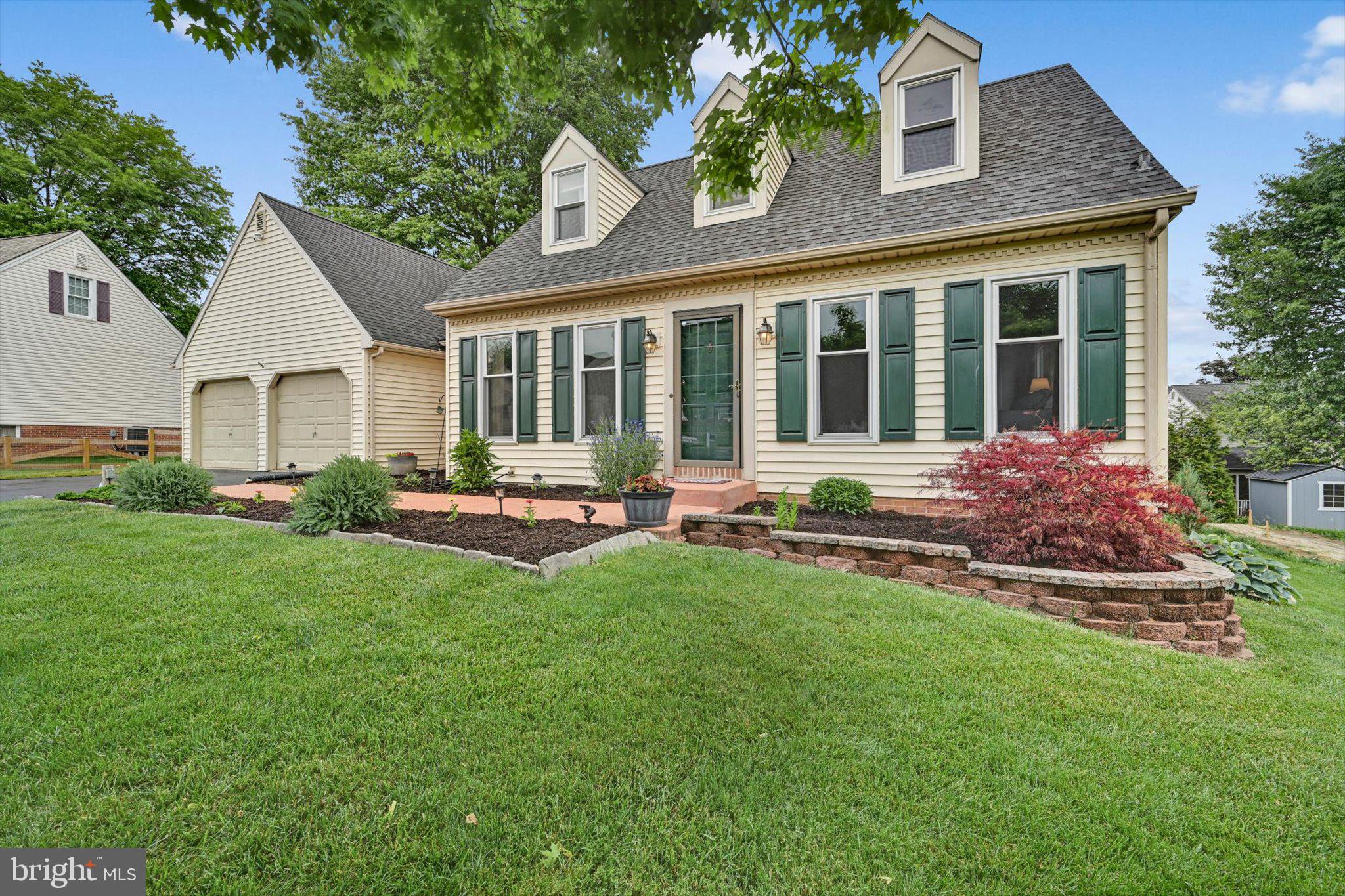 1551 BRAXTON