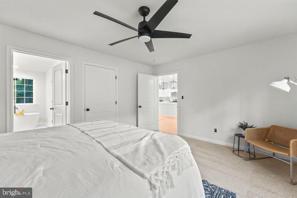 PINE HARBOUR - Residential